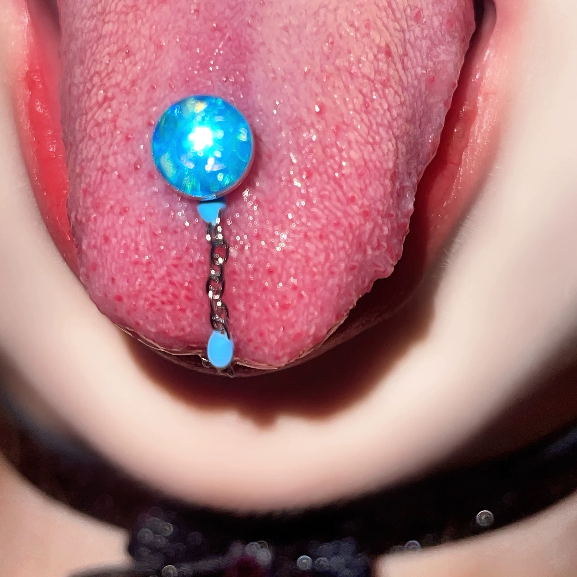 1Pc High-Quality Trendy Blue G - Body Jewelry High Quality recension och pris
