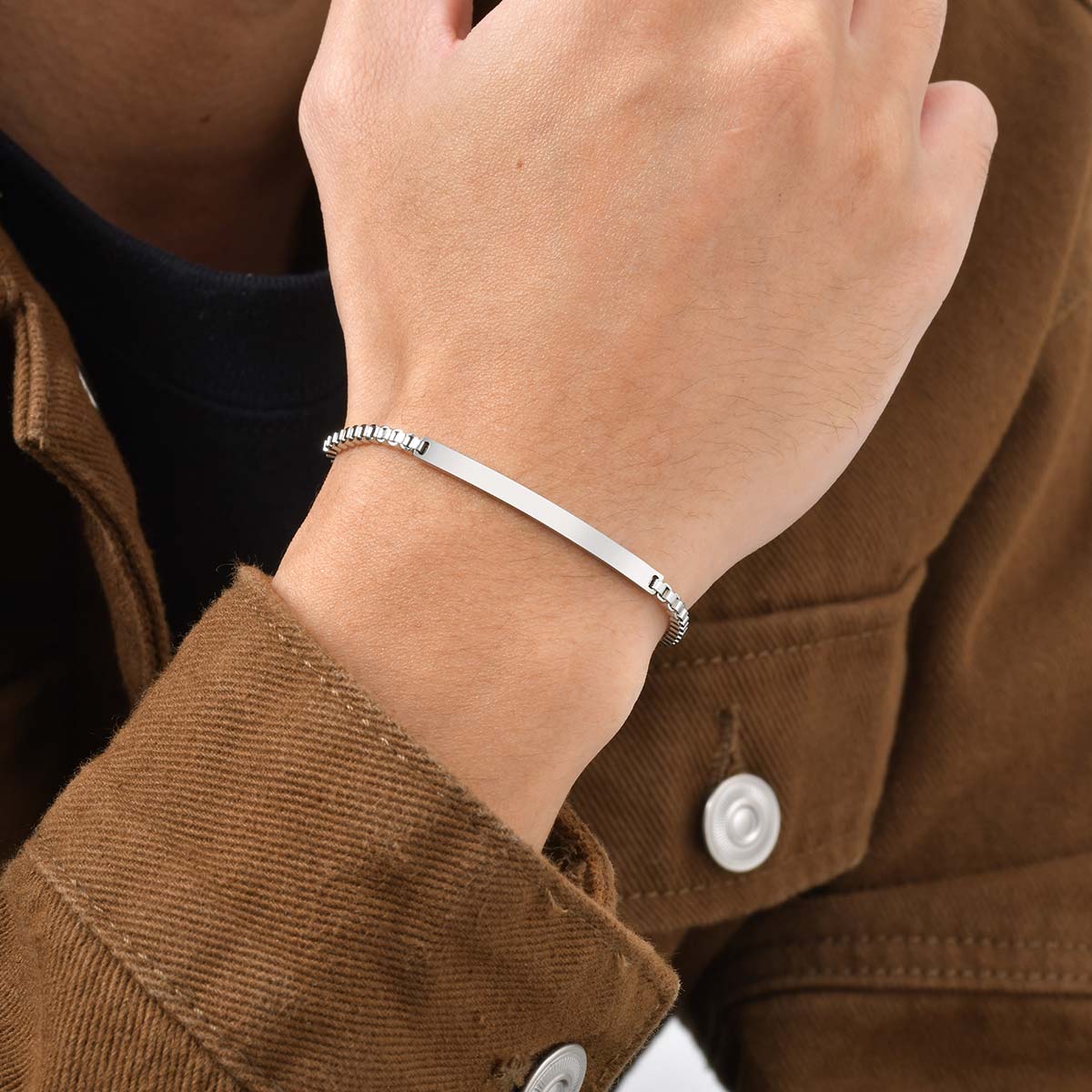 1/2 pack Customized Bracelets  - Body Jewelry Back recension och pris