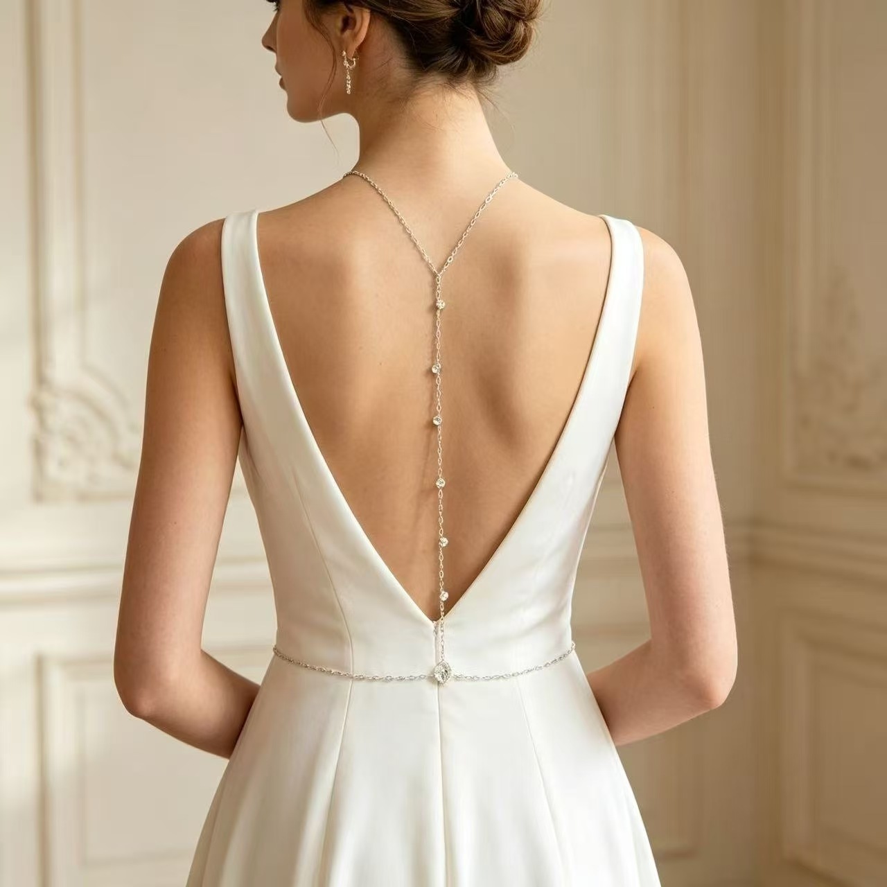 Elegant and graceful bridal ba - Body Jewelry Back recension och pris
