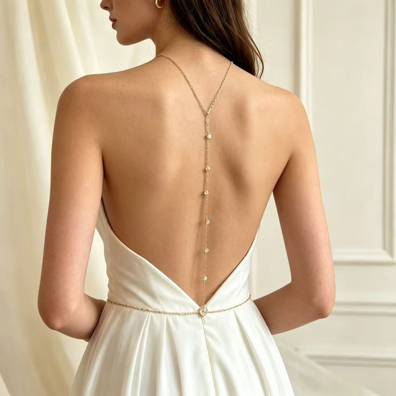 Elegant and graceful bridal ba - Body Jewelry Back recension och pris