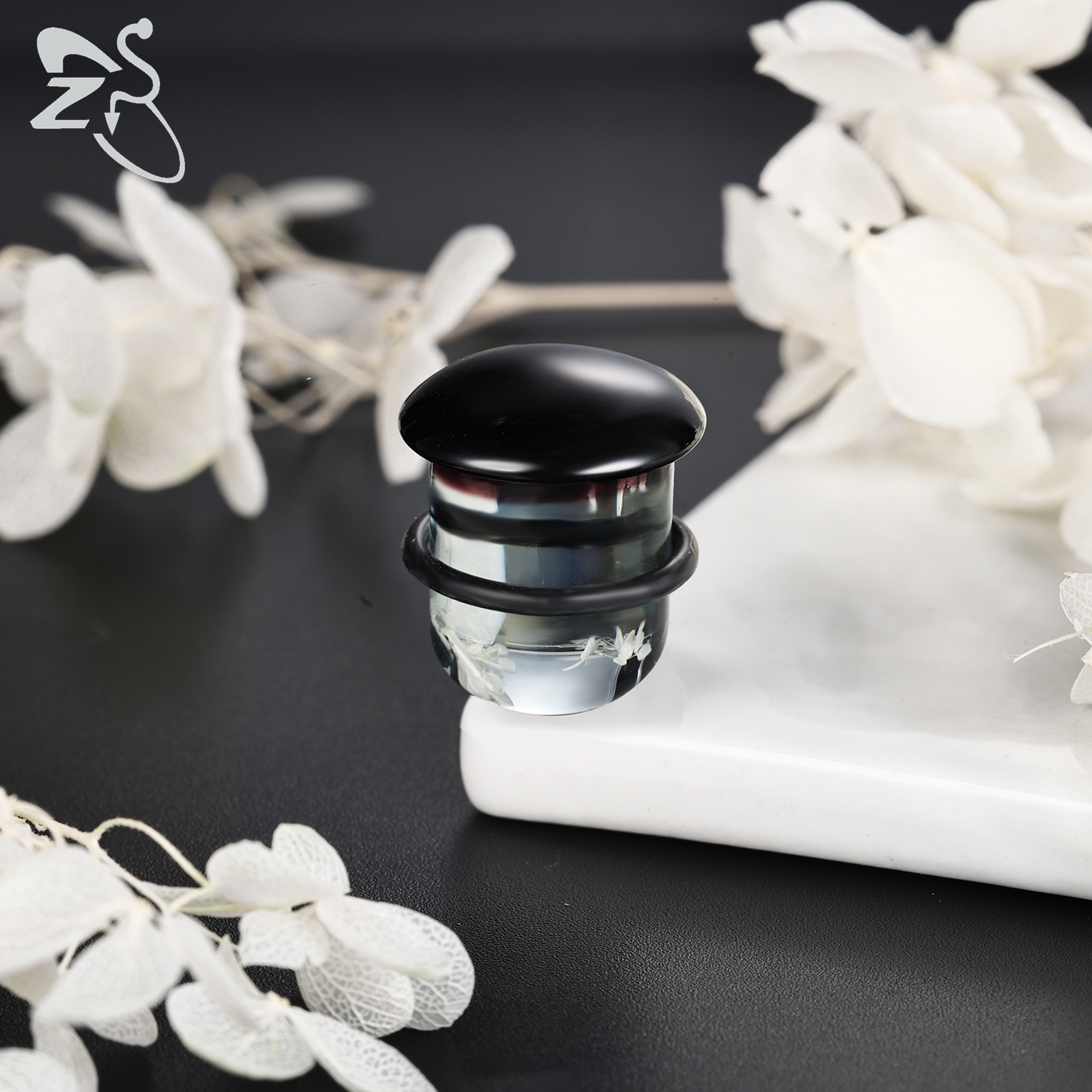 ZS 1PC Black Glass Ear Plug An - Zs Body Jewelry recension och pris