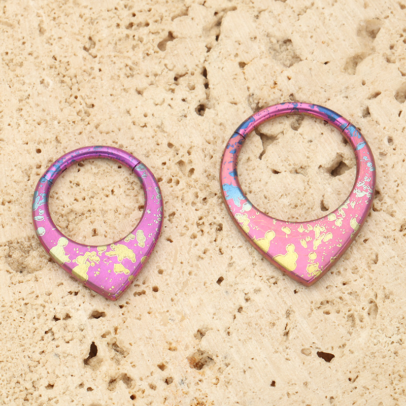 G23 Titanium Septum Distressed - Body Jewelry Bulk recension och pris