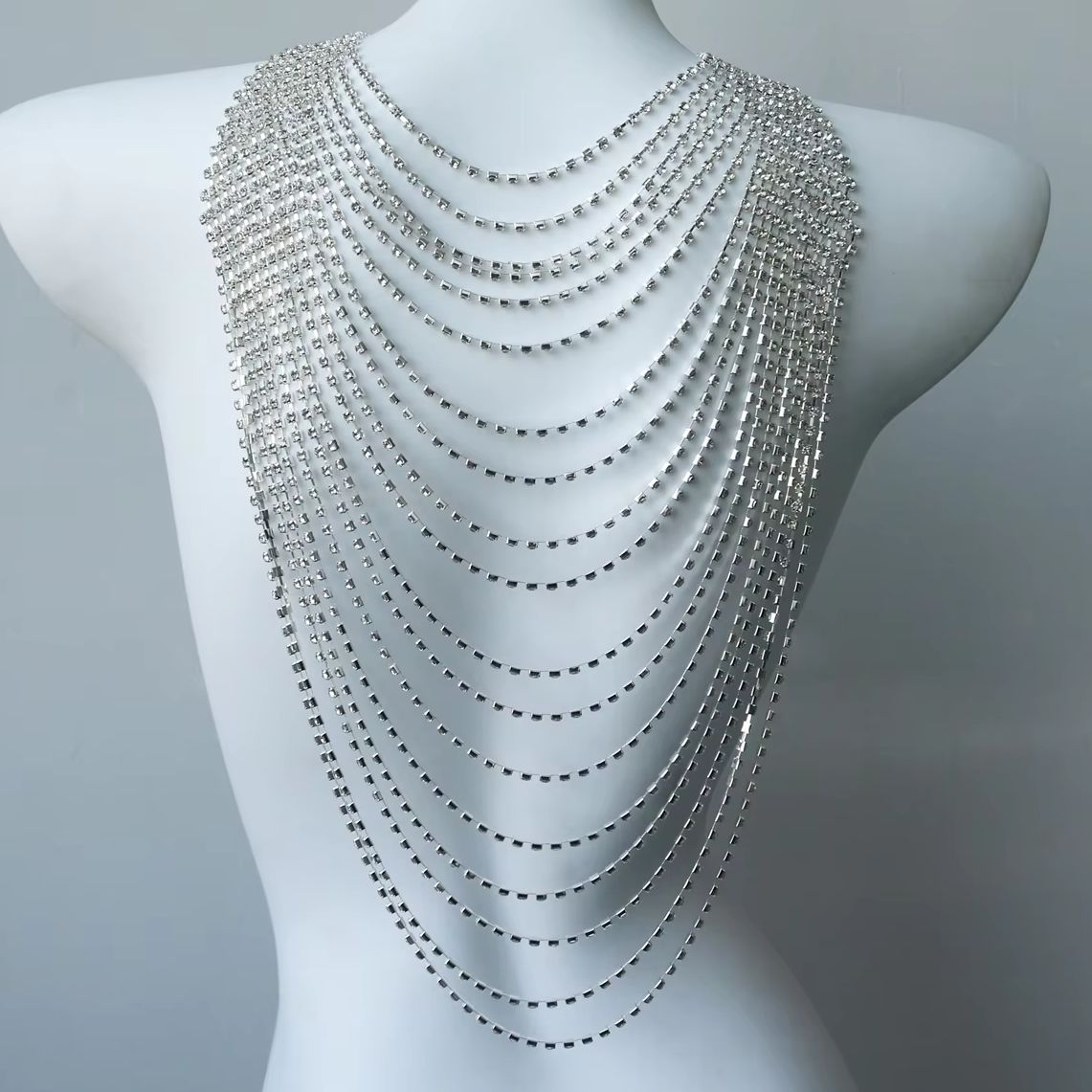 Stylish Multi-Layer Body Chain - Body Jewelry Back recension och pris