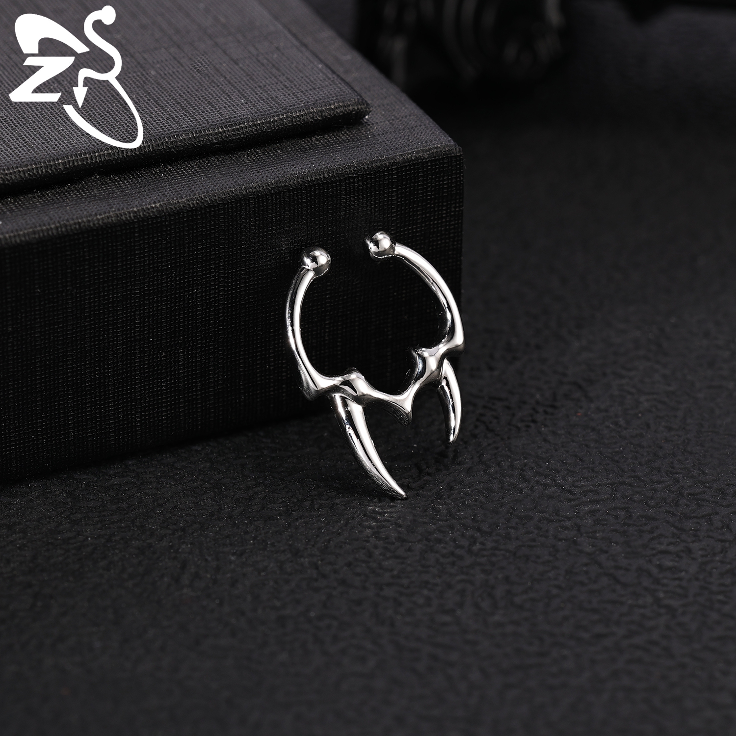 ZS 1 Piece Punk Stlye Fake Sep - Zs Body Jewelry recension och pris